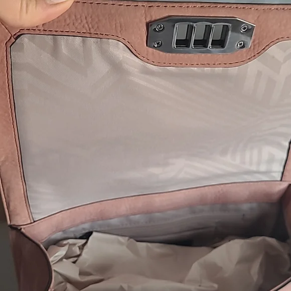 Bag - Picture 3 of 5